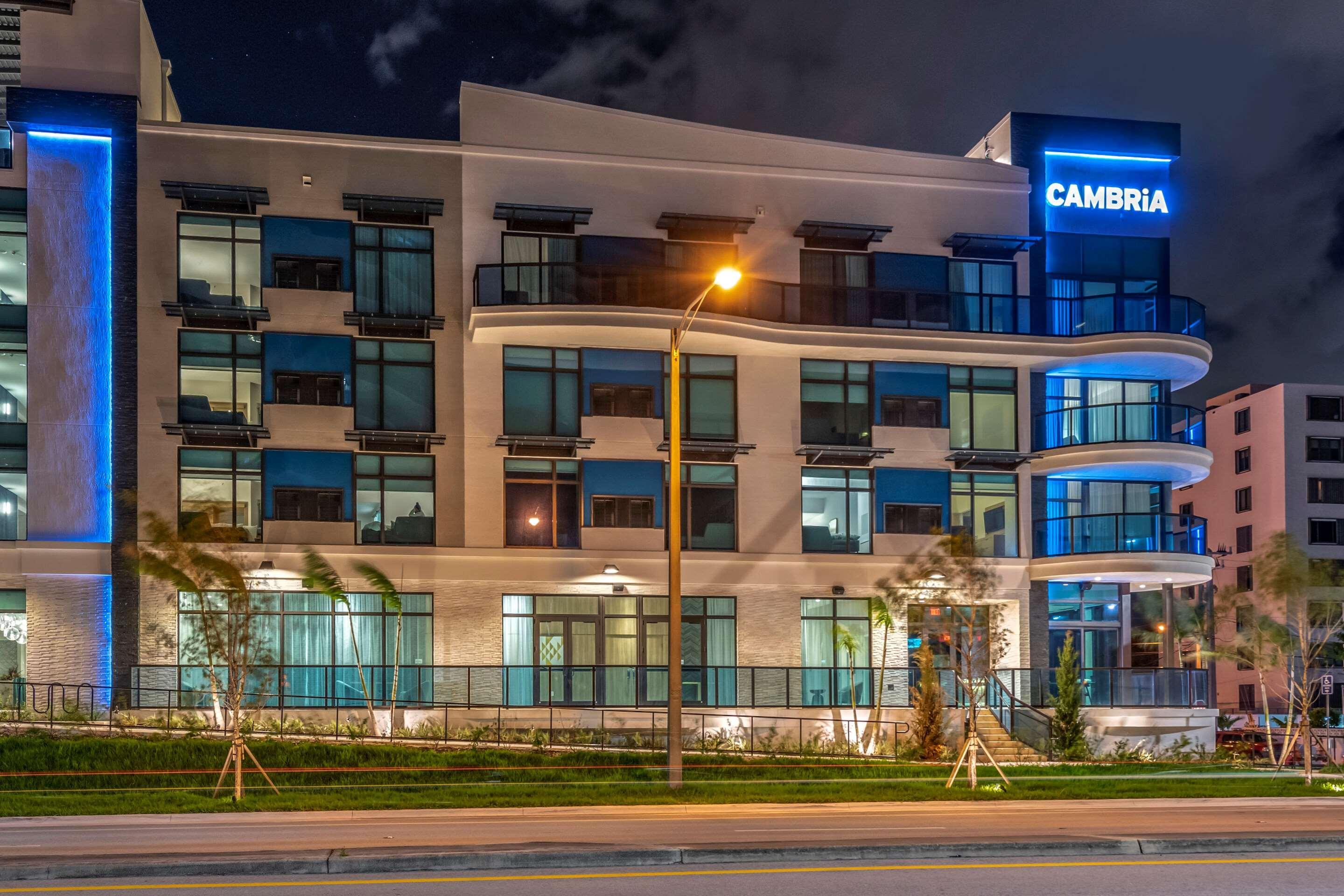 Cambria Hotel Fort Lauderdale Beach Exterior photo